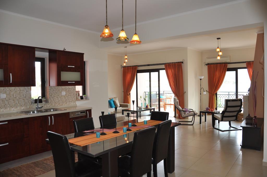 Porfyra'S Island Apartment Makriyialós Bilik gambar